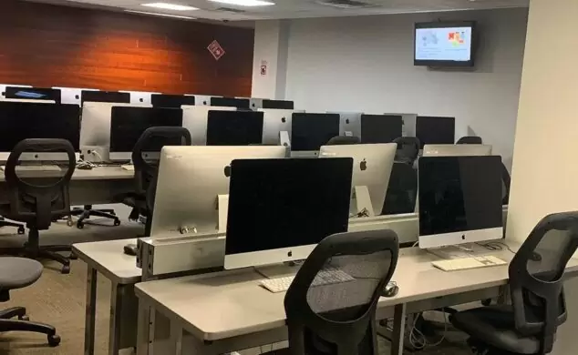 George Brown Koleji, Bilgisayar laboratuvarı