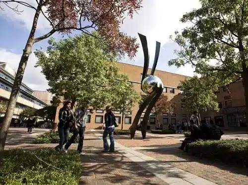 Londra Queen Mary Üniversitesi Öğrencileri