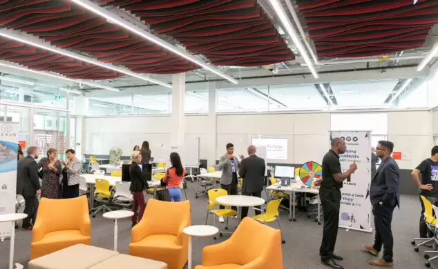 Seneca Koleji, Çamaşır Odası