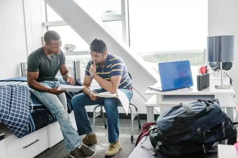 Manitoba Üniversitesi Öğrencileri